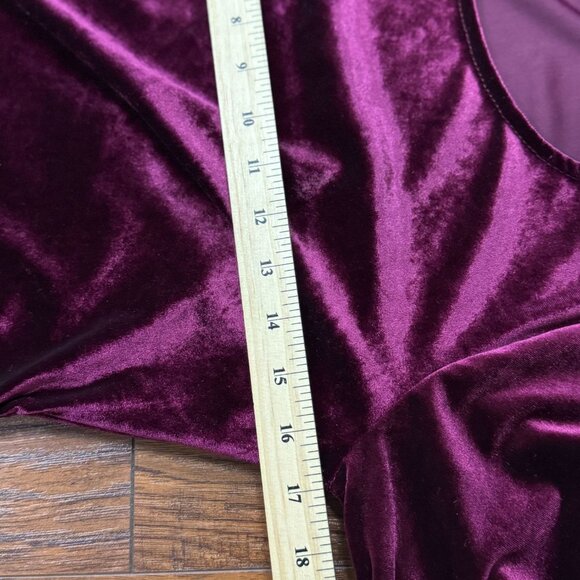 My Bump M Maternity Dress Velvet Burgundy Bell Sleeve Soft Stretch Holiday Party - Picture 10 of 11